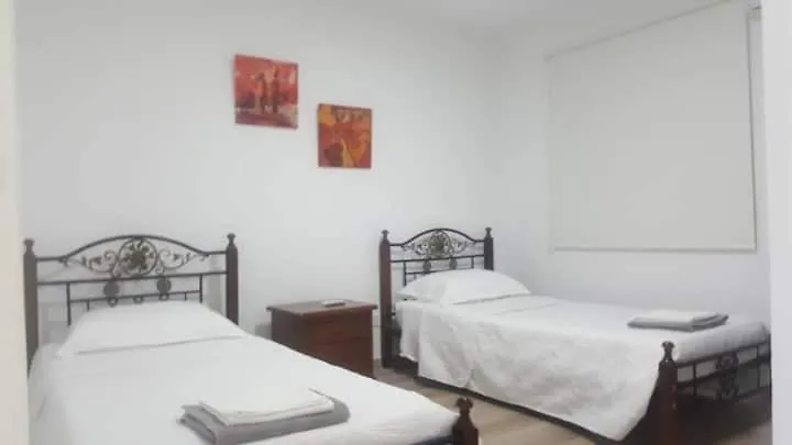 Ferienhaus Epistimi 3 Bedroom Holiday House Agia Napa