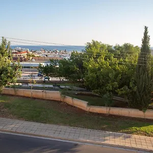  Апартаменты Tikay Apts
